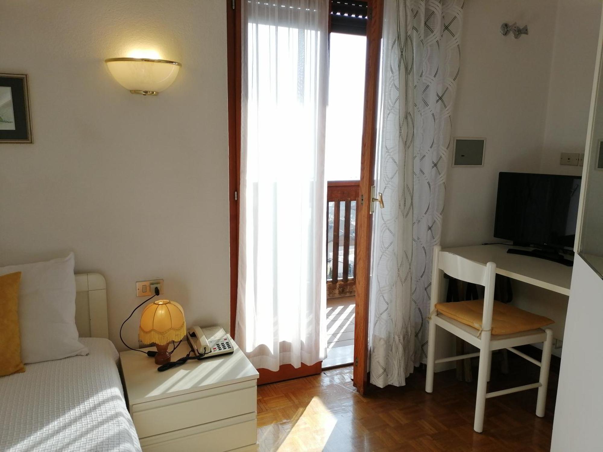 Albergo Stella Alpina โมลเวโน ภายนอก รูปภาพ